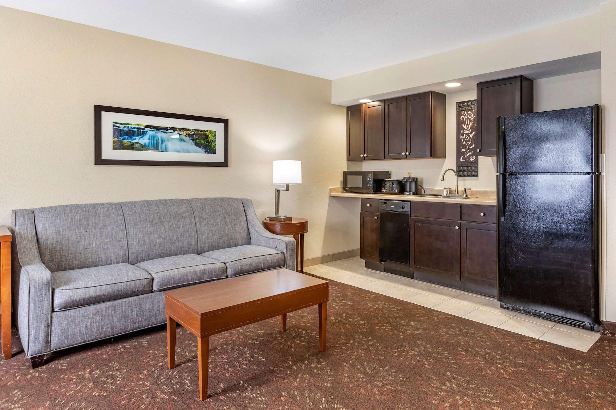 Comfort Inn Okemos - East Lansing Exteriör bild