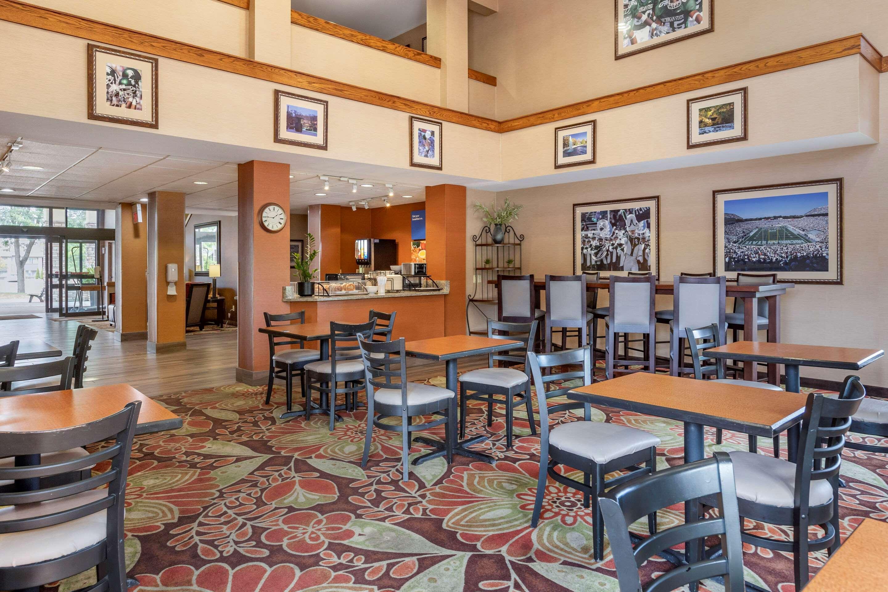 Comfort Inn Okemos - East Lansing Exteriör bild