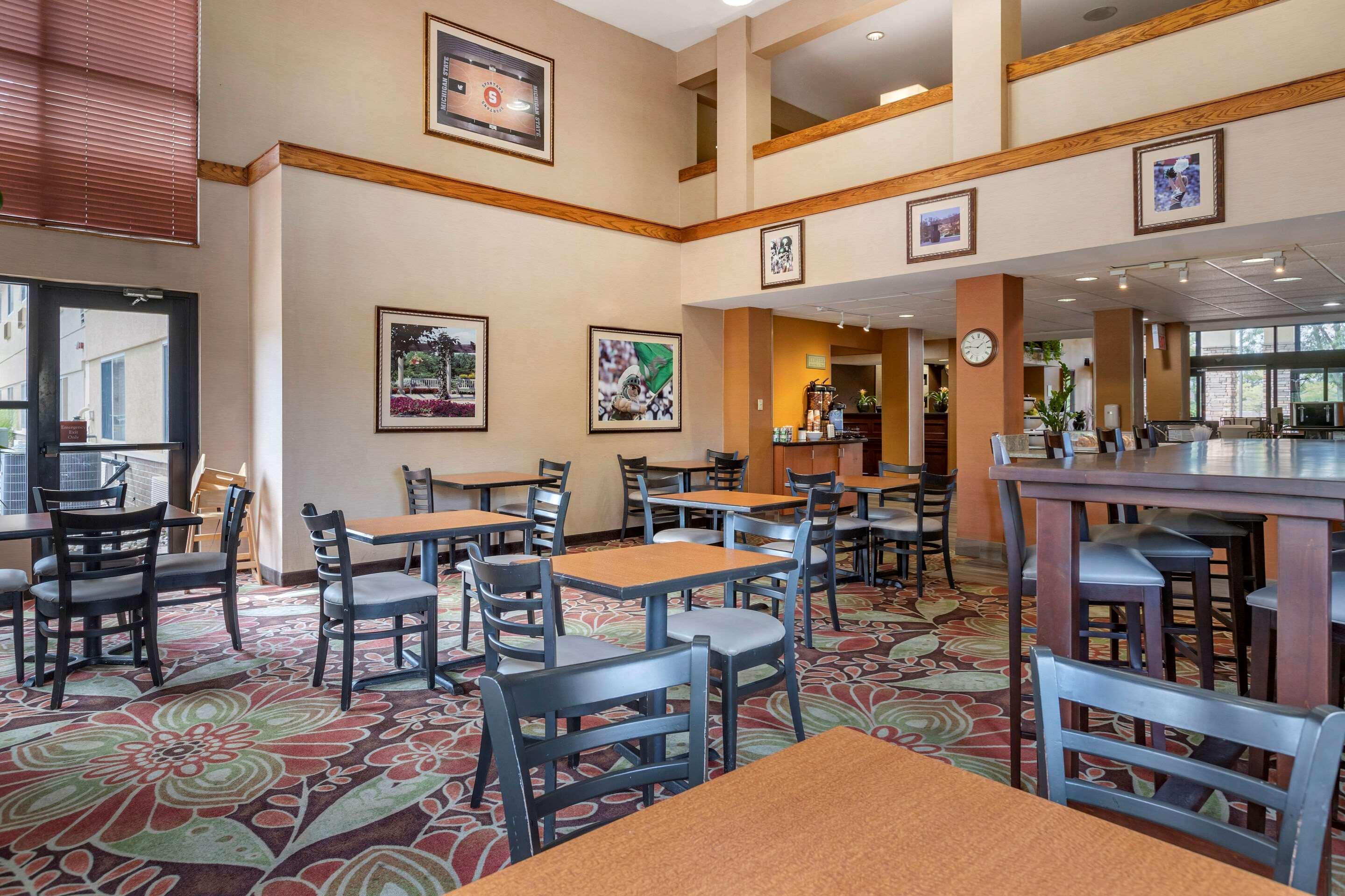 Comfort Inn Okemos - East Lansing Exteriör bild